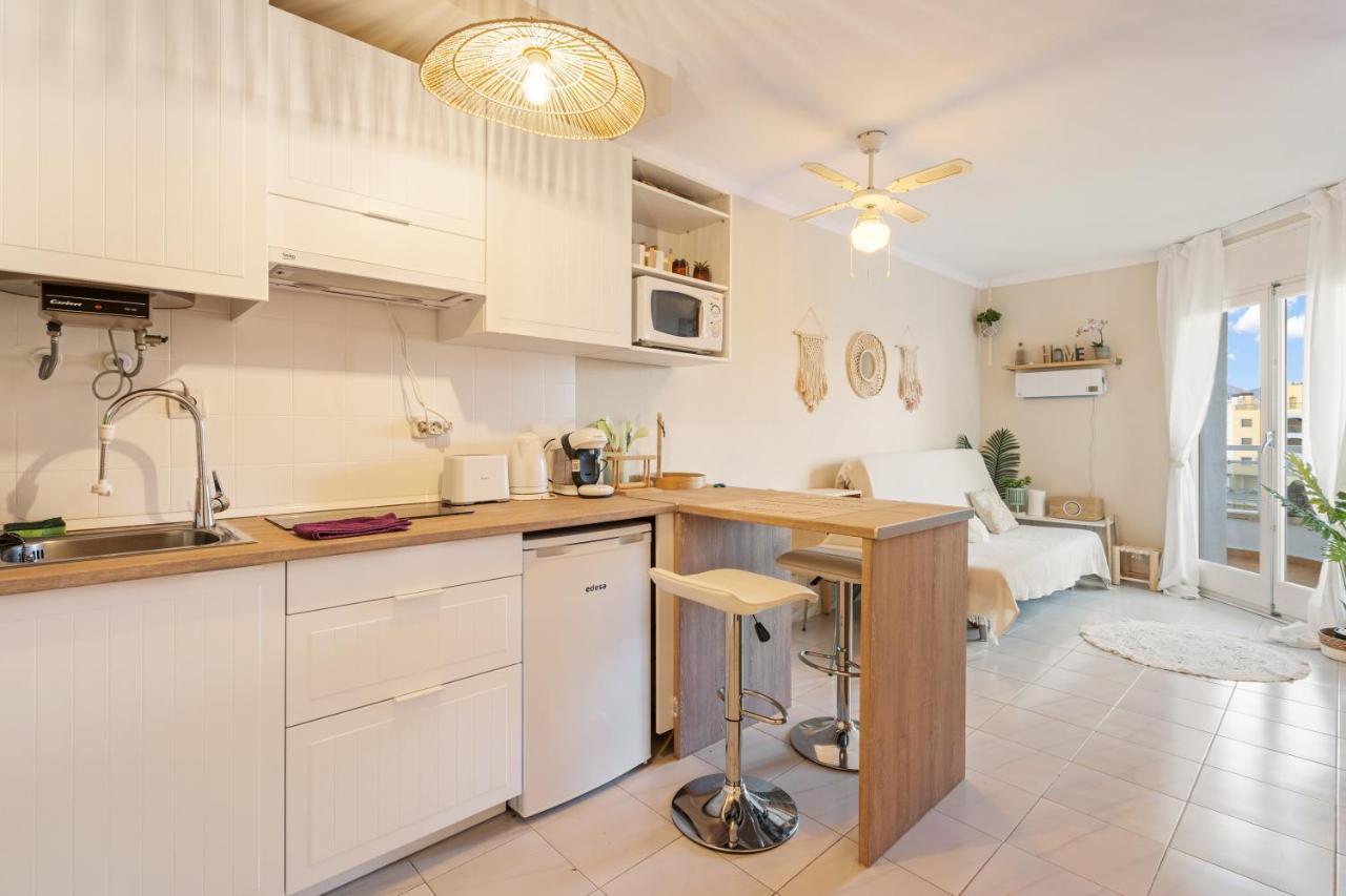 Welcs Apartamento 055 Emp Con Terraza Y Vistas Al Canal エンプリアブラバ エクステリア 写真